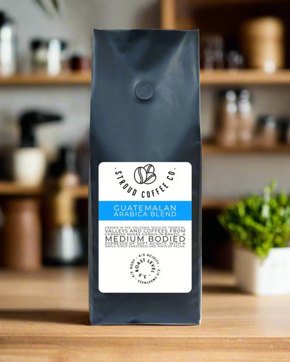 A two bean speciality Arabica blend with beans from Guatemala grown in the volcanic soils of tropical valleys and coffees from Cerrado Minas Gerais in Brazil.
A medi